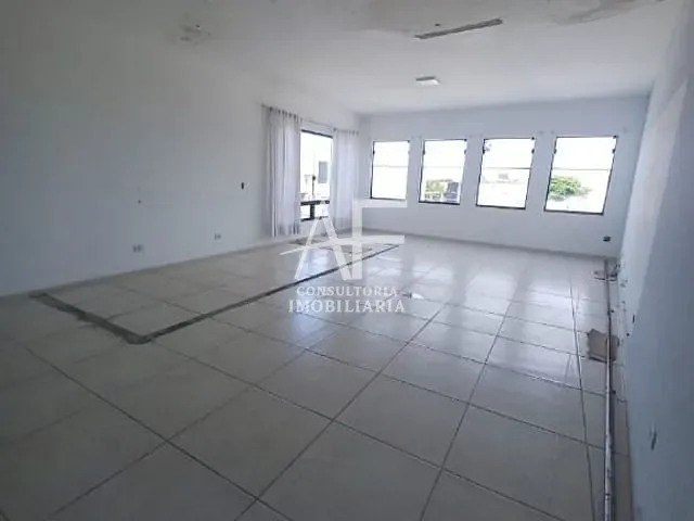 Sala para alugar, no bairro Parque São Luís em Taubaté