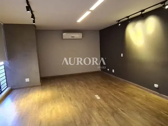 Sala com 95m², para alugar, no bairro Centro em Londrina