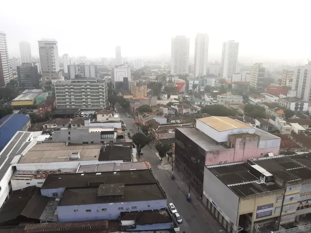 Sala à venda, no bairro Vila Mathias em Santos