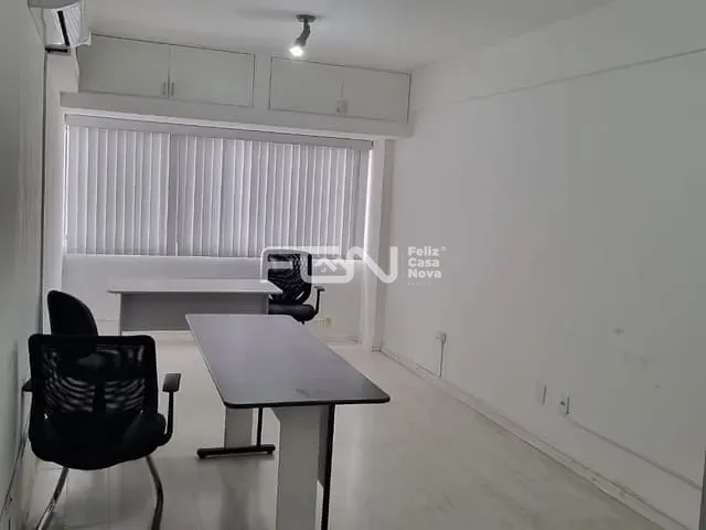 Sala à venda, no bairro Nova Vitória em Camaçari