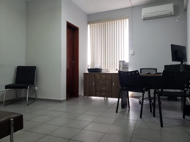 Sala à venda, no bairro Centro em Cataguases