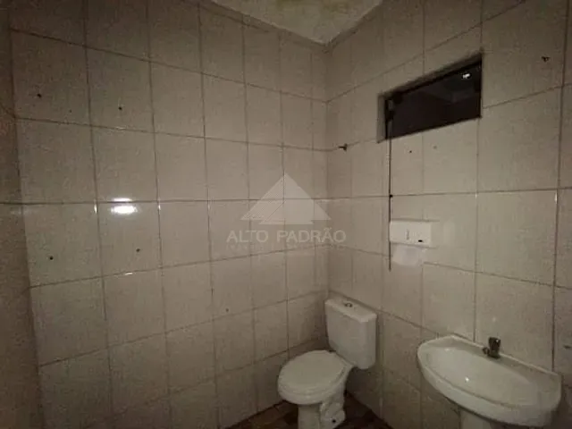 Sala com 30m², para alugar, no bairro Vila Bocaina em Mauá