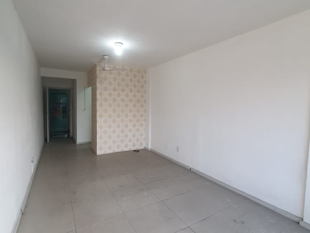 Sala à venda, no bairro Campo Grande em Rio de Janeiro