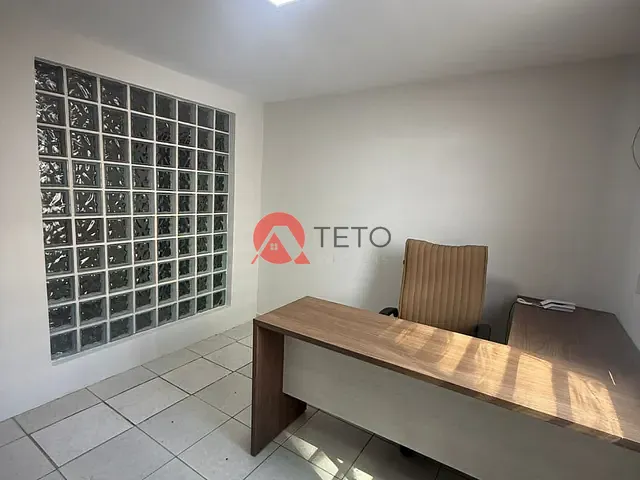 Sala para alugar, no bairro Zona 01 em Maringá