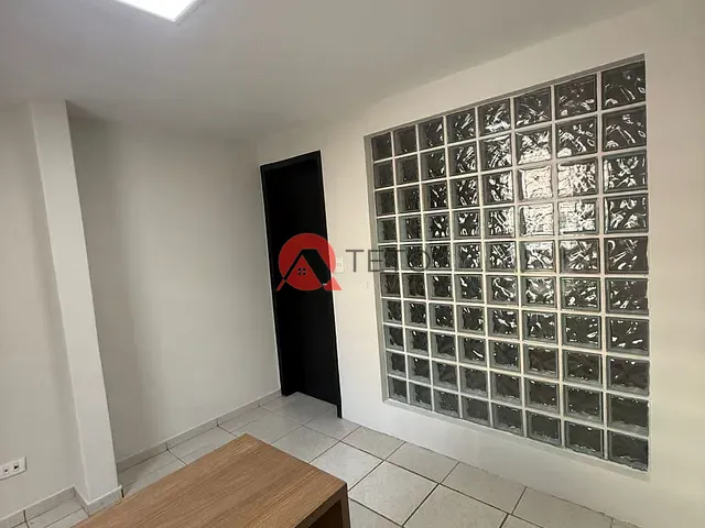 Sala para alugar, no bairro Zona 01 em Maringá