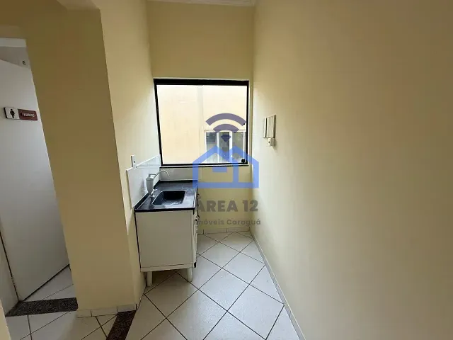 Sala com 50m², para alugar, no bairro Centro em Caraguatatuba