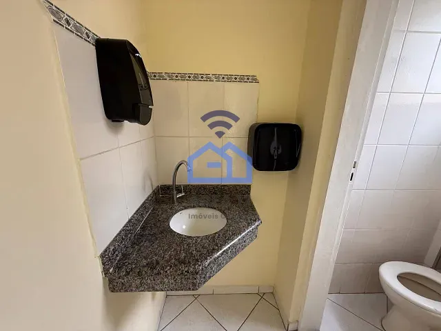 Sala com 50m², para alugar, no bairro Centro em Caraguatatuba