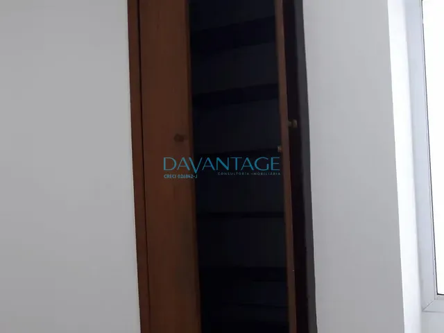 Sala com 17m², para alugar, no bairro Vila Romana em São Paulo