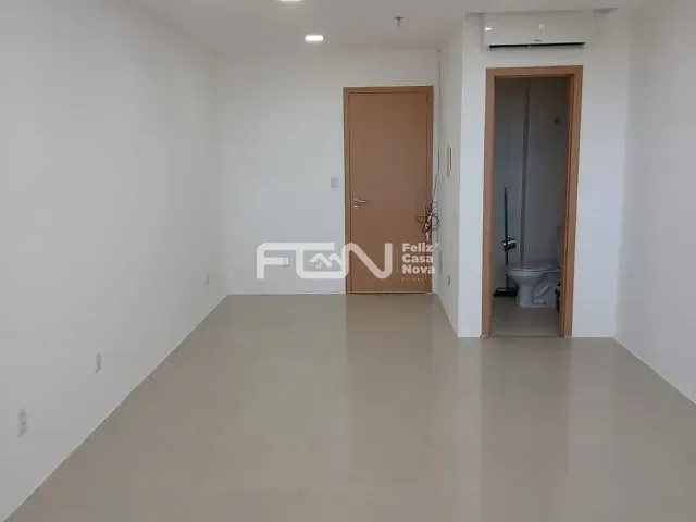 Sala para alugar, no bairro Centro em Lauro de Freitas