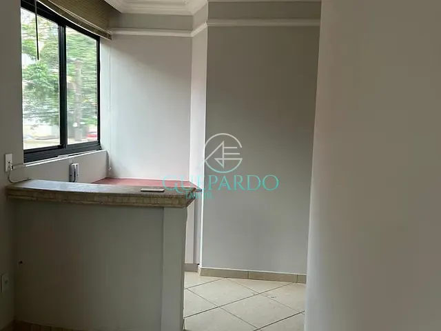 Sala com 49m², à venda, no bairro Vila Ipiranga em Londrina
