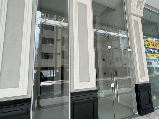 Sala com 160m², à venda, no bairro Centro em Balneário Camboriú