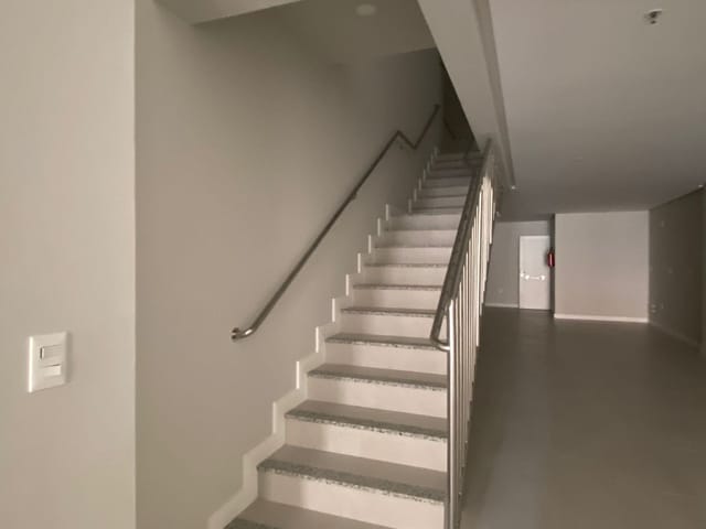 Sala com 160m², à venda, no bairro Centro em Balneário Camboriú