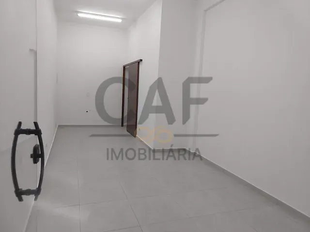 Sala com 30m², para alugar, no bairro Moinho Residencial em Holambra