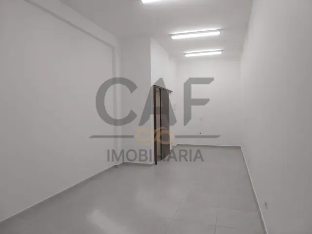 Sala com 30m², para alugar, no bairro Moinho Residencial em Holambra