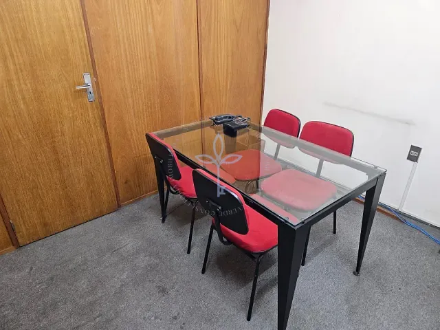 Sala à venda, no bairro Centro em Rio de Janeiro