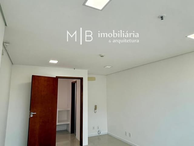 Sala à venda, no bairro Padre Dehon em Lavras