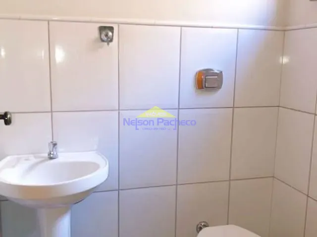Sala com 345m², para alugar, no bairro Centro em Capivari