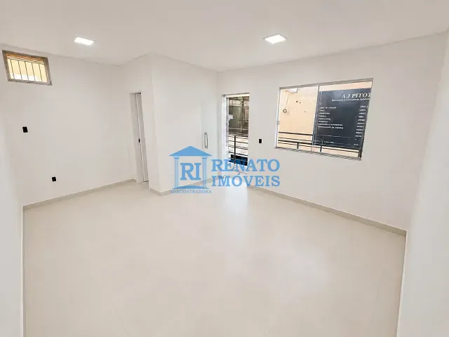 Sala para alugar, no bairro Centro em Maricá