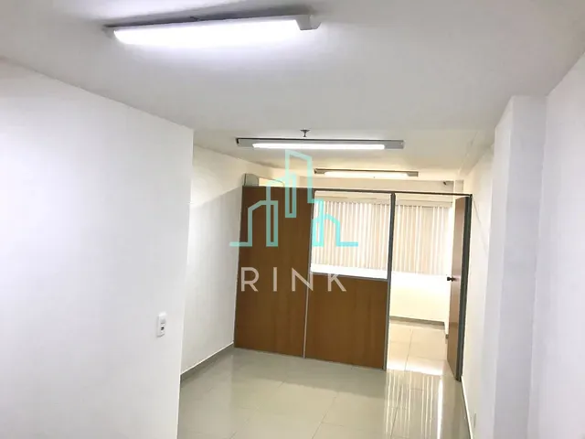Sala para alugar, no bairro Centro em Niterói