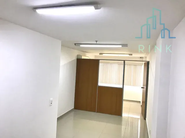 Sala para alugar, no bairro Centro em Niterói