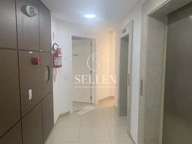 Sala com 106m², para alugar, no bairro Pioneiros em Balneário Camboriú