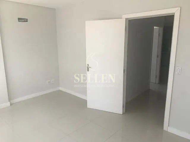 Sala com 106m², para alugar, no bairro Pioneiros em Balneário Camboriú