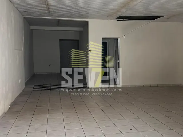 Ponto com 264m², para alugar, no bairro Centro em Bauru