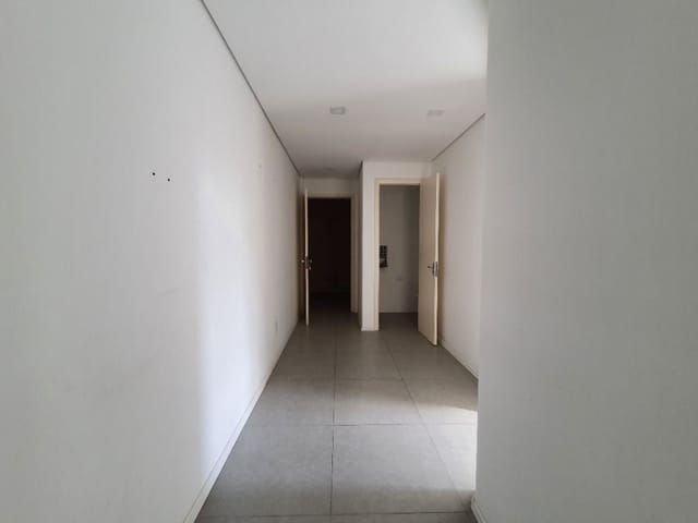 Sala com 33m², para alugar, no bairro Centro em Pelotas
