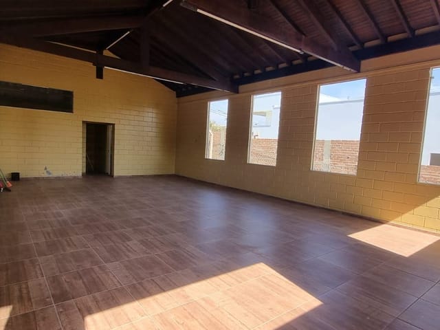 Sala para alugar, no bairro Jardim Recanto do Bosque em São João da Boa Vista