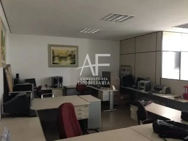 Sala com 68m², à venda, no bairro Parque Senhor do Bonfim em Taubaté
