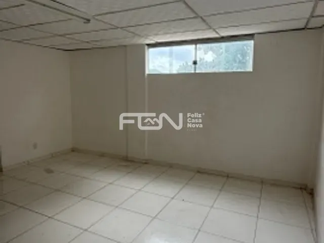 Sala à venda, no bairro Recreio Ipitanga em Lauro de Freitas
