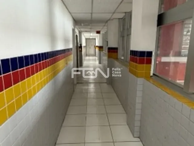 Sala à venda, no bairro Recreio Ipitanga em Lauro de Freitas