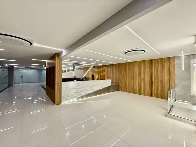 Sala com 25m², para alugar, no bairro Nazaré em Belém