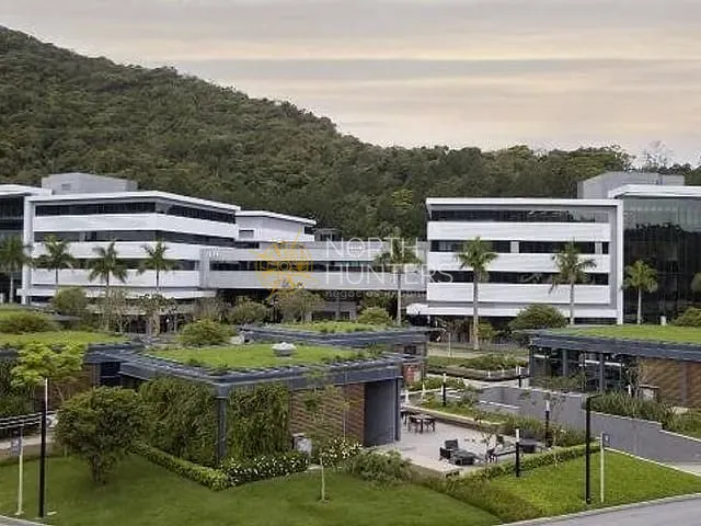 Sala com 68m², à venda, no bairro Saco Grande em Florianópolis