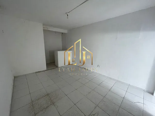 Sala com 46m², para alugar, no bairro Jardim Tropical em Cuiabá