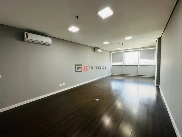 Sala à venda, no bairro Gleba Fazenda Palhano em Londrina