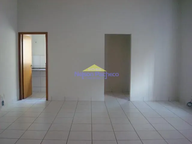 Sala com 345m², para alugar, no bairro Centro em Capivari