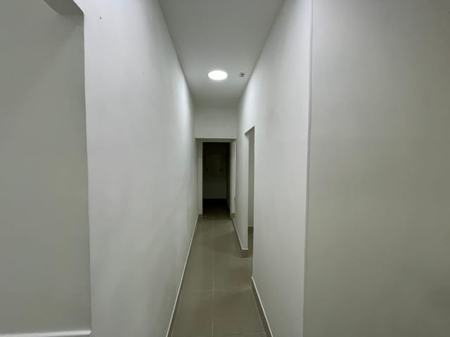 Sala com 78m², para alugar, no bairro Santa Cruz em Rio de Janeiro