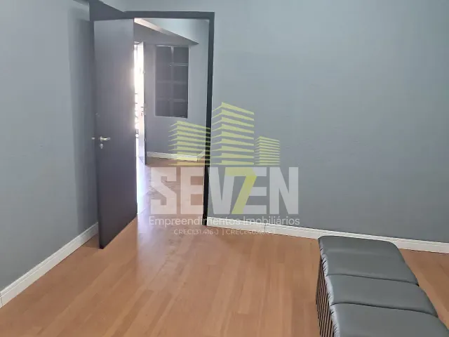 Sala com 80m², à venda ou para alugar, no bairro Centro em Bauru