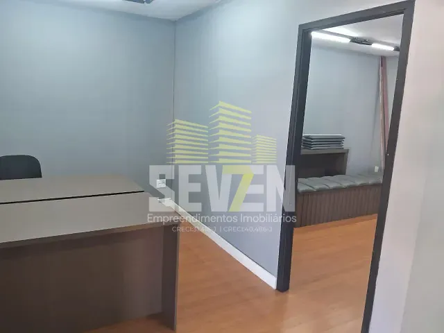Sala com 80m², à venda ou para alugar, no bairro Centro em Bauru