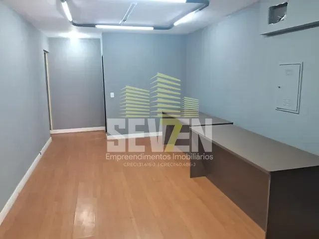 Sala com 80m², à venda ou para alugar, no bairro Centro em Bauru