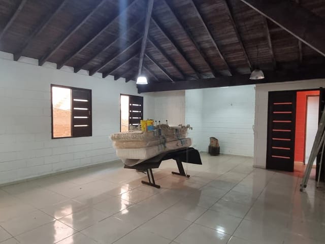 Sala para alugar, no bairro Jardim Recanto do Bosque em São João da Boa Vista