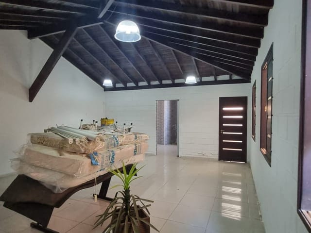 Sala para alugar, no bairro Jardim Recanto do Bosque em São João da Boa Vista