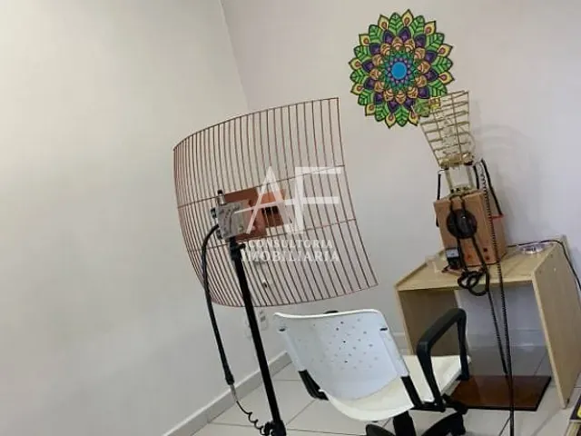 Sala com 70m², para alugar, no bairro Vila Jaboticabeira em Taubaté