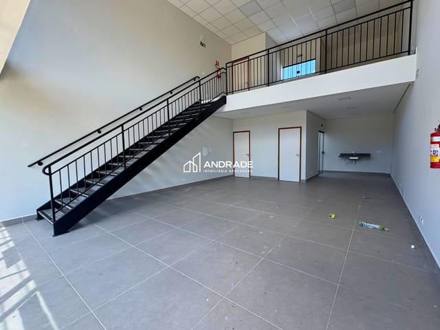 Sala à venda ou para alugar, no bairro Vila Feliz em Apucarana