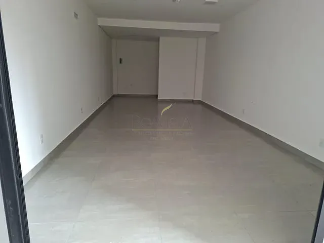 Sala para alugar, no bairro Jardim do Lago em Bragança Paulista
