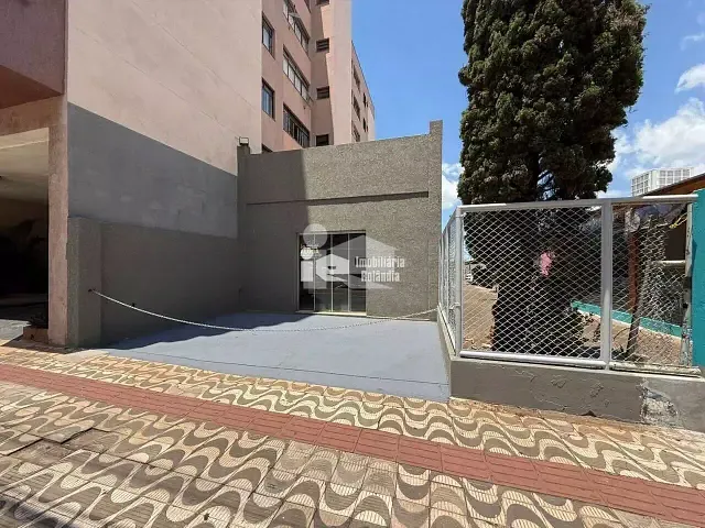 Sala para alugar, no bairro Centro em Rolândia