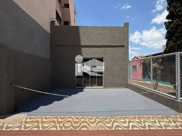 Sala para alugar, no bairro Centro em Rolândia