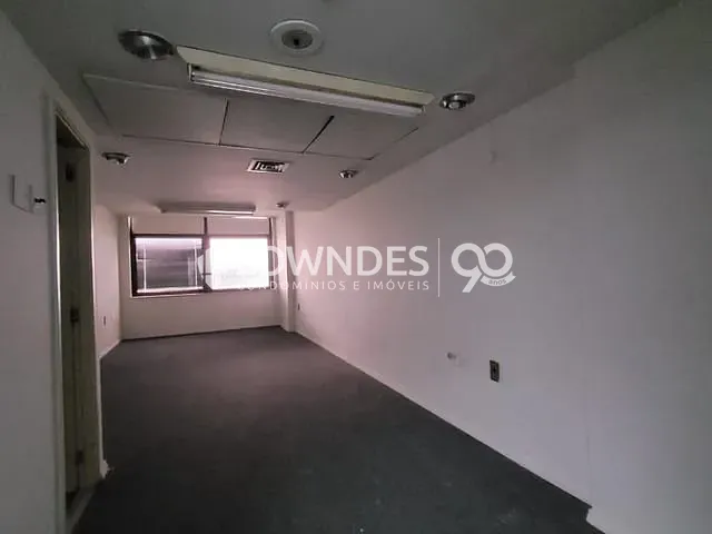 Sala à venda, no bairro Centro em Rio de Janeiro