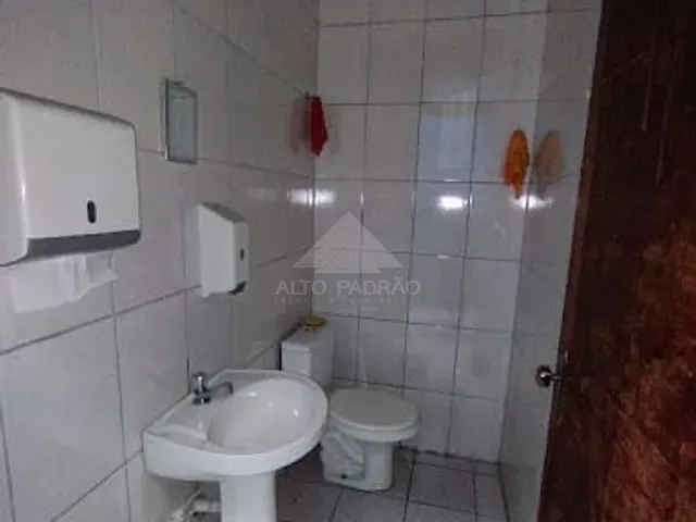 Sala com 30m², para alugar, no bairro Vila Bocaina em Mauá